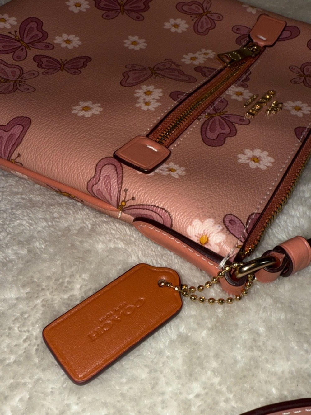 Y2K Coach Pink Mini Rowan File Pink Butterfly Daisy Floral Crossbody Bag Hangtag - Picture 6 of 13